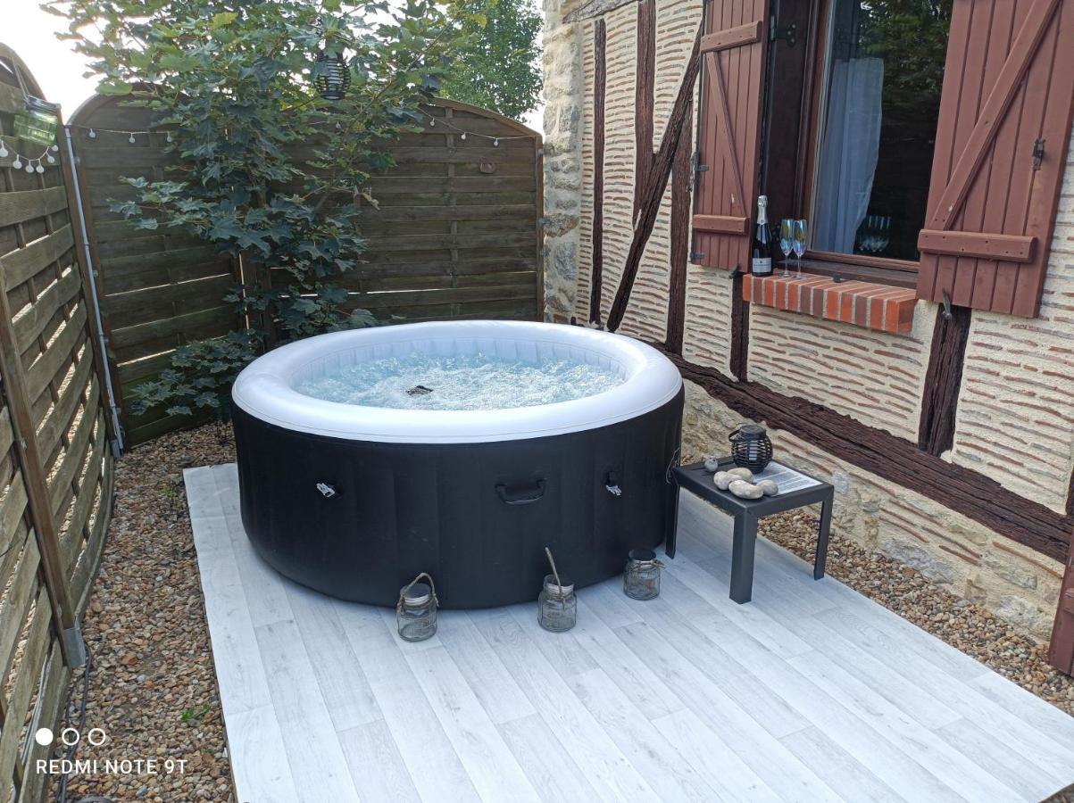 Villa classé 1h30 Paris jusqu'à 6 personnes SPA intérieur et extérieur pleine campagne Ladon Extérieur photo